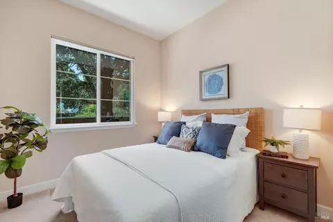 Bedroom - 201 Macarthur Ln, Sonoma, CA 95476 photo 1 of 4