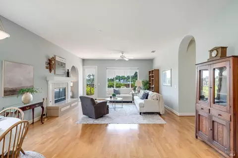 Living - 201 Macarthur Ln, Sonoma, CA 95476 photo 1 of 1