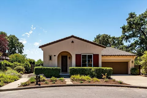 201 Macarthur Ln, Sonoma, CA 95476