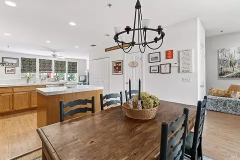 1049 Mcclelland Dr, Windsor, CA 95492 photo 6