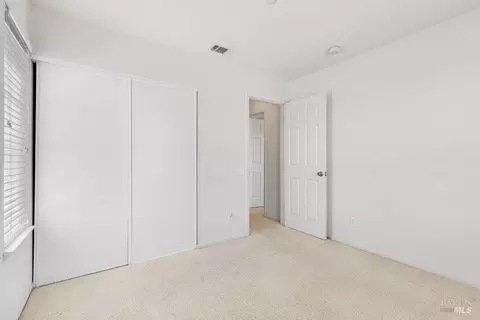 263 Clearpointe Dr, Vallejo, CA 94591 photo 37