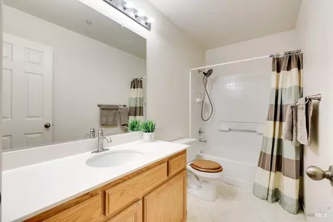 263 Clearpointe Dr, Vallejo, CA 94591 photo 32