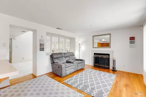 263 Clearpointe Dr, Vallejo, CA 94591 photo 9