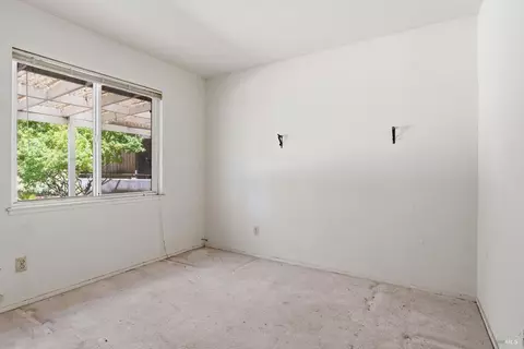 Bedroom - 27 Goree Ct, Martinez, CA 94553 photo 1 of 3