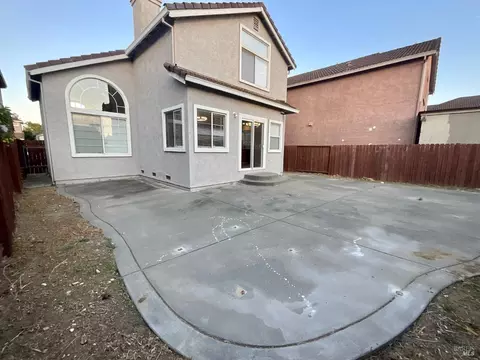 Exterior - 505 Edwards Ct, Suisun City, CA 94585 photo 2 of 4
