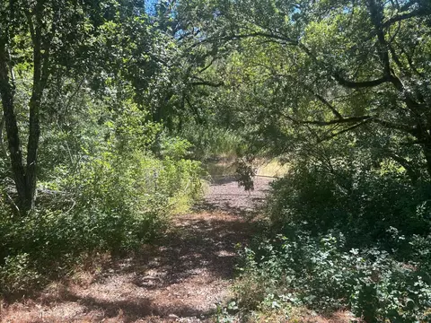2600 Calistoga Rd, Santa Rosa, CA 95404
