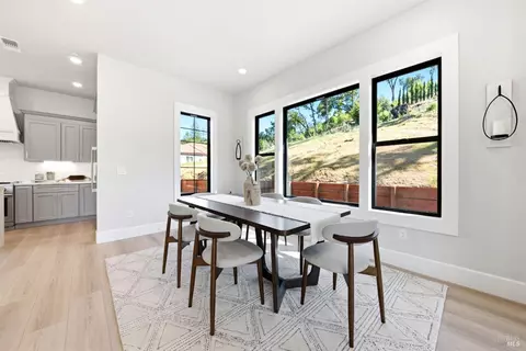 Dining - 4008 Split Rail Ct, Santa Rosa, CA 95403 photo 2 of 2