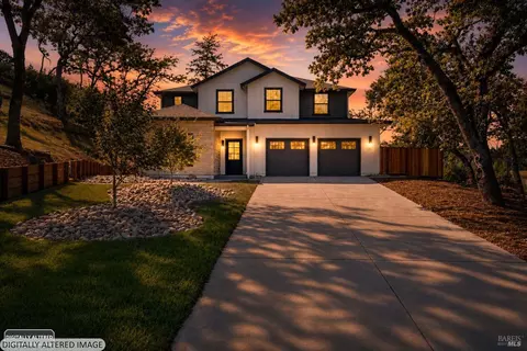 Exterior - 4008 Split Rail Ct, Santa Rosa, CA 95403 photo 2 of 12