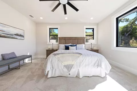 Bedroom - 4008 Split Rail Ct, Santa Rosa, CA 95403 photo 8 of 16