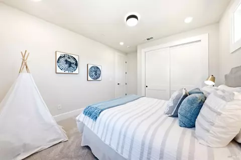 Bedroom - 4008 Split Rail Ct, Santa Rosa, CA 95403 photo 14 of 16
