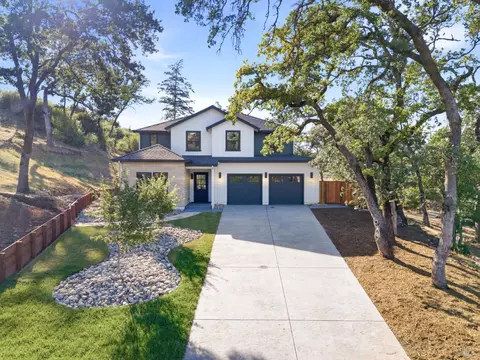 Exterior - 4008 Split Rail Ct, Santa Rosa, CA 95403 photo 3 of 12