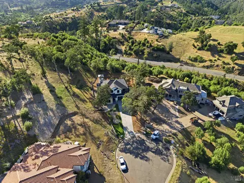 View/Area - 4008 Split Rail Ct, Santa Rosa, CA 95403 photo 10 of 17