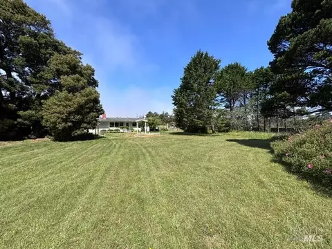 23800 N Hwy 1, Fort Bragg, CA 95437