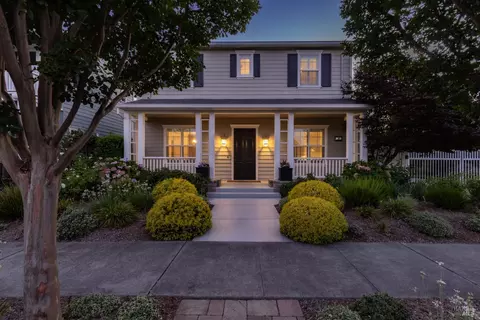 1183 Pearce Dr, Sonoma, CA 95476