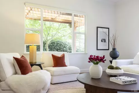 Living - 1183 Pearce Dr, Sonoma, CA 95476 photo 1 of 2