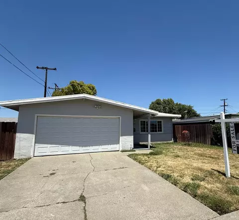 218 E Wyoming St, Fairfield, CA 94533
