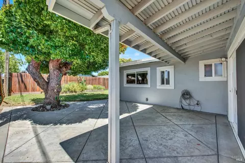 218 E Wyoming St, Fairfield, CA 94533 photo 33