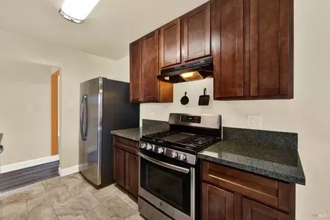 218 E Wyoming St, Fairfield, CA 94533 photo 11