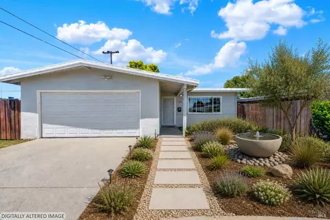 218 E Wyoming St, Fairfield, CA 94533