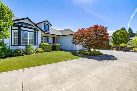 612 Benjamins Ct, Santa Rosa, CA 95409