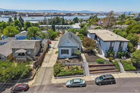 View/Area - 517 Branciforte St, Vallejo, CA 94590 photo 1 of 14