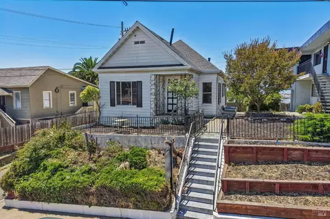 Exterior - 517 Branciforte St, Vallejo, CA 94590 photo 4 of 18
