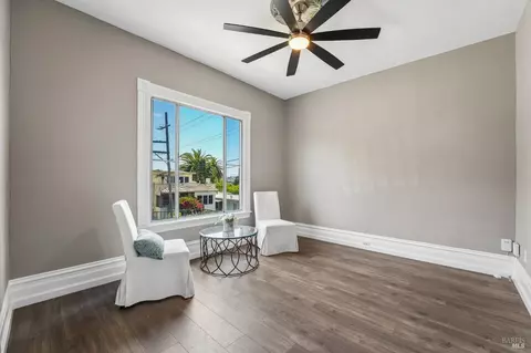 Living - 517 Branciforte St, Vallejo, CA 94590 photo 1 of 5