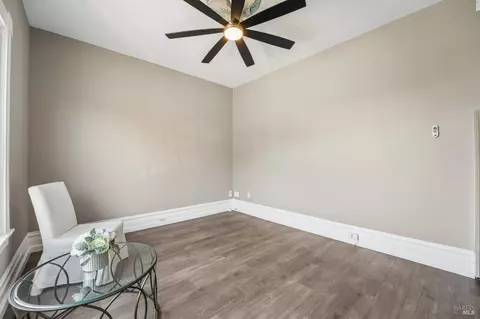Living - 517 Branciforte St, Vallejo, CA 94590 photo 5 of 5