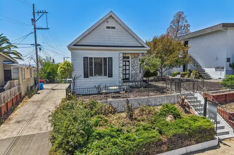 Exterior - 517 Branciforte St, Vallejo, CA 94590 photo 3 of 18
