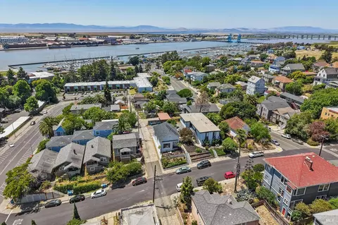 View/Area - 517 Branciforte St, Vallejo, CA 94590 photo 8 of 14