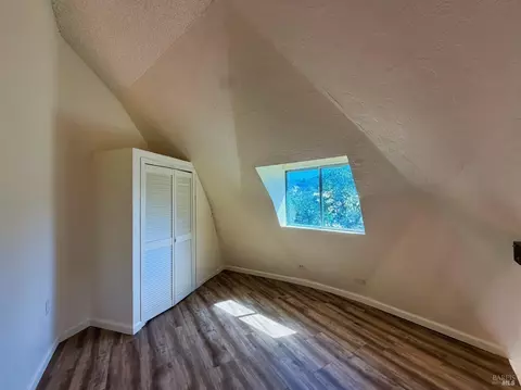 Bedroom - 1979 Ridge Rd, Ukiah, CA 95482 photo 1 of 4