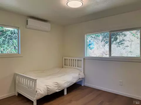 Bedroom - 1979 Ridge Rd, Ukiah, CA 95482 photo 3 of 4