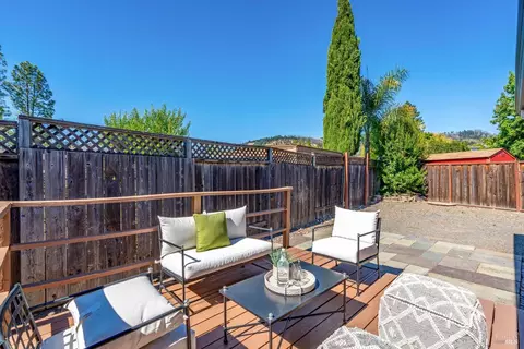 Exterior - 6834 Montecito Ct, Santa Rosa, CA 95409 photo 3 of 11