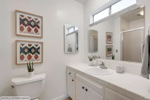 Bath - 6834 Montecito Ct, Santa Rosa, CA 95409 photo 2 of 4