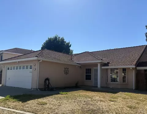 2777 Woodmont Dr, Fairfield, CA 94533