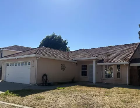 2777 Woodmont Dr, Fairfield, CA 94533