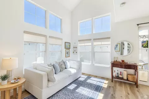 1520 Pinebrook Pl, Santa Rosa, CA 95403