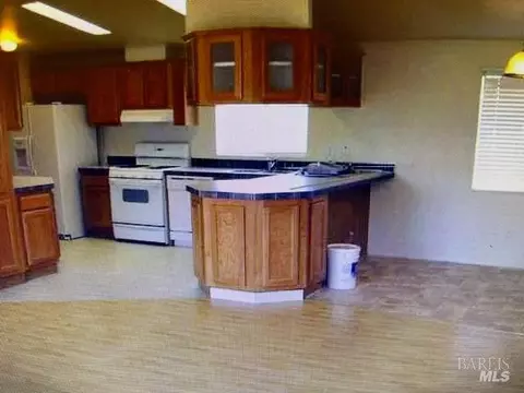 111 Church Ln, Cloverdale, CA 95425 photo 4