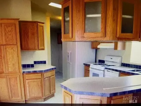 111 Church Ln, Cloverdale, CA 95425 photo 5
