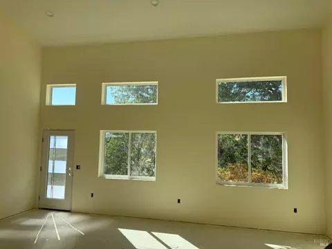 4520 Feliz Creek Dr, Hopland, CA 95449