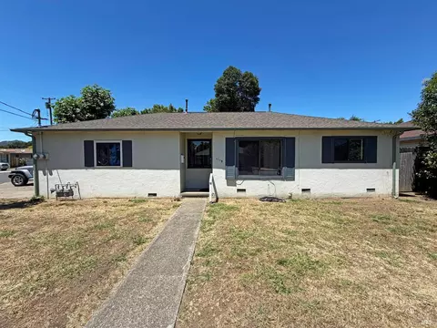 Exterior - 404 Plum St, Ukiah, CA 95482 photo 5 of 10