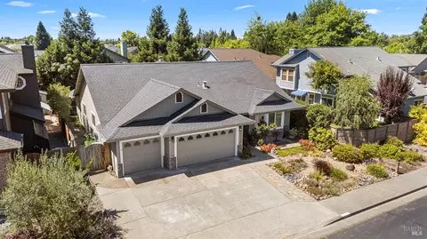 View/Area - 9139 Piccadilly Cir, Windsor, CA 95492 photo 3 of 5