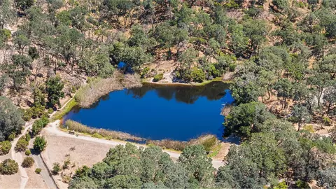 View/Area - 9139 Piccadilly Cir, Windsor, CA 95492 photo 4 of 5