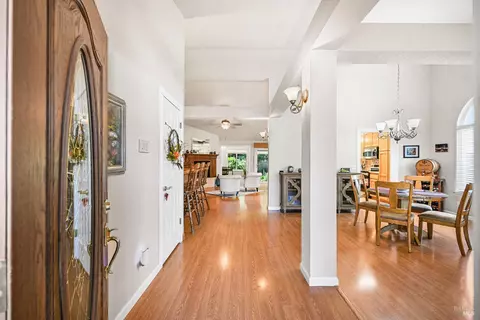 Entry Way - 9139 Piccadilly Cir, Windsor, CA 95492 photo 1 of 5