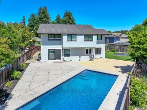 3438 Meadowbrook Ct, Napa, CA 94558