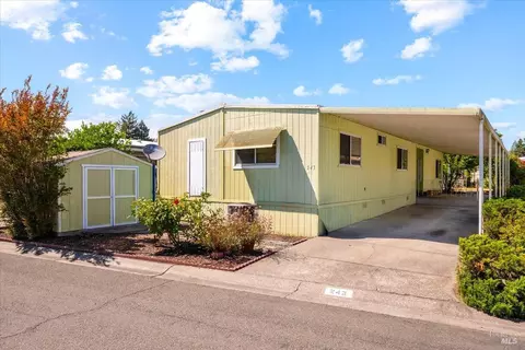 243 Parque Cabana Ct, Rohnert Park, CA 94928