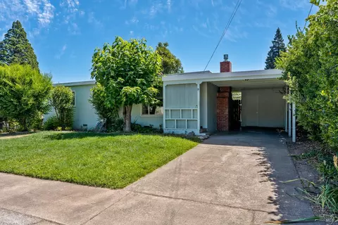 110 Faull Ave, Ukiah, CA 95482