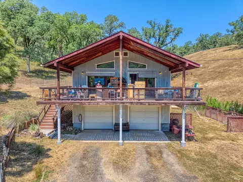 12790 Pine Ave, Potter Valley, CA 95469