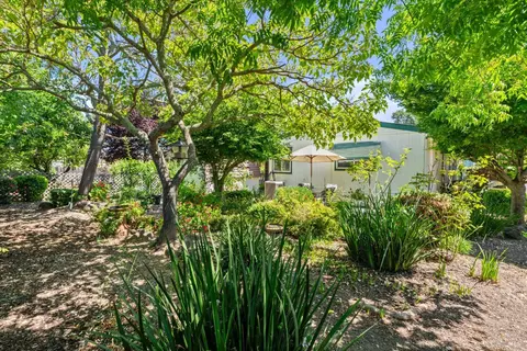 8009 Cliffrose St, Windsor, CA 95492 photo 33