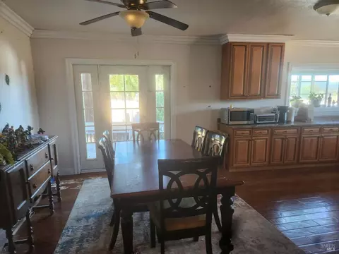 Dining - 22620 Eastside Rd, Willits, CA 95490 photo 1 of 4